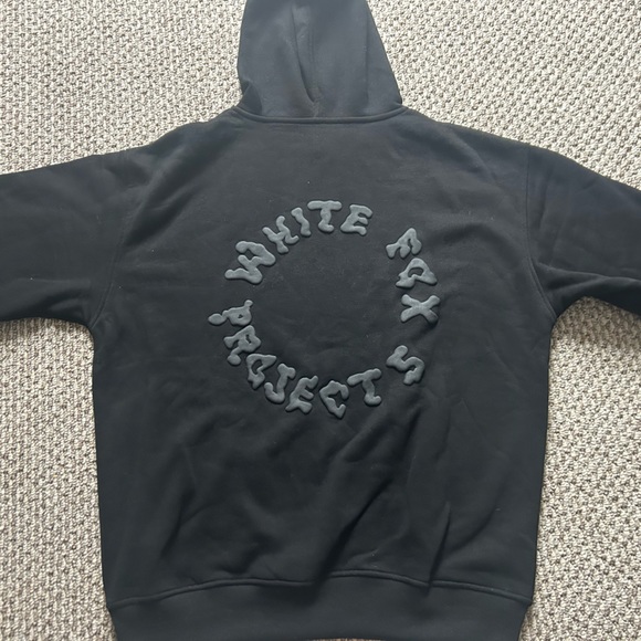 WHITE FOX HOODIE NWT - Picture 2 of 3